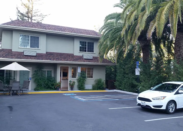 Marin Lodge
